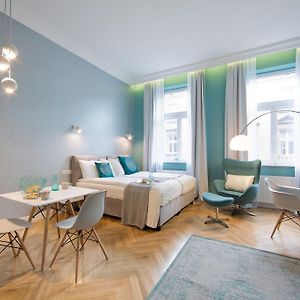 Studio met een King Size Bed